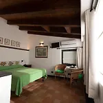 בית חווה L' Amandola