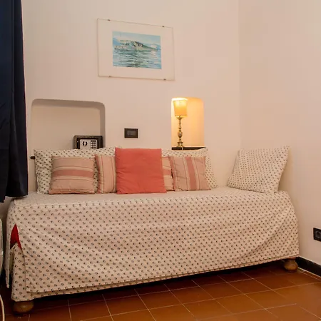 L' Amandola * ليفانتو