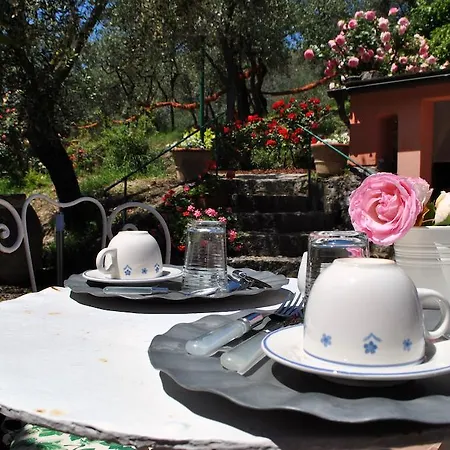 مزرعة للإقامة L' Amandola