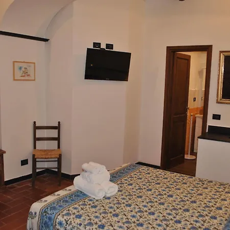 L' Amandola Farm stay *
