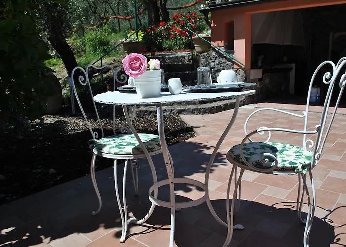 Farm stay L' Amandola Levanto